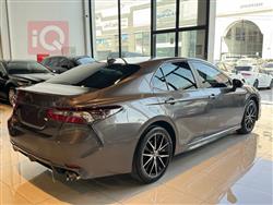 تۆیۆتا کامری